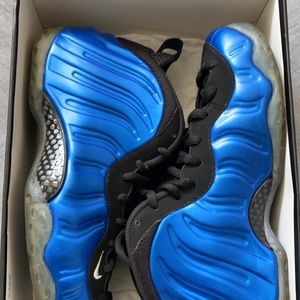 20th anniversary royal blue foamposites.